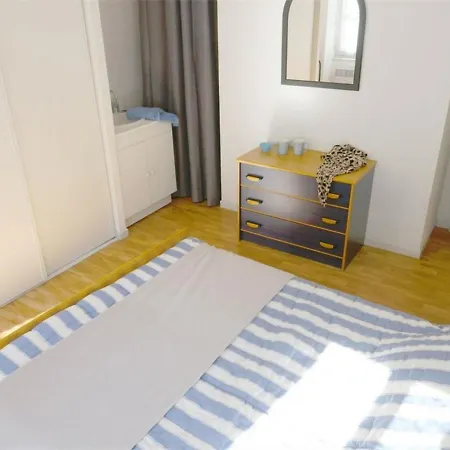 Maison Charmante 6 Pers, 3 Ch, Terrasse, Jardin, Proche Marche Et Telecabine A Luchon - Fr-1-313-158 Bagneres-de-Luchon