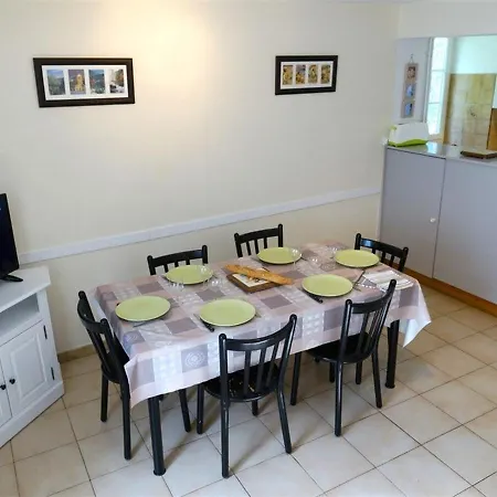Holiday home Maison Charmante 6 Pers, 3 Ch, Terrasse, Jardin, Proche Marche Et Telecabine A Luchon - Fr-1-313-158